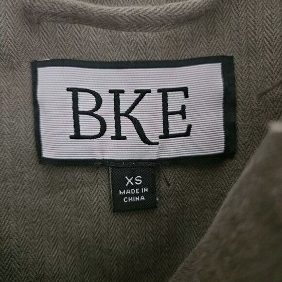 BKE Button Up Shirt Jacket Women's XS Embellished Relaxed Fit Military Combat - Picture 9 of 11